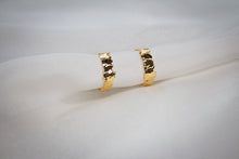 Load image into Gallery viewer, FIJI 2cm hammered hoops